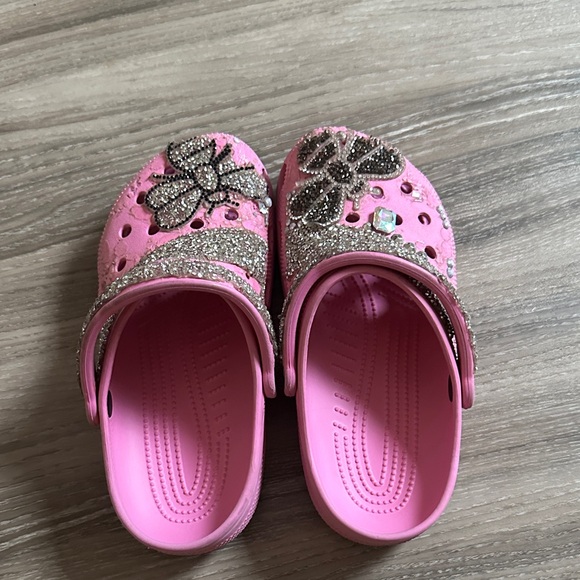 CROCS Pink Glitter Butterfly Clogs - Picture 1 of 8